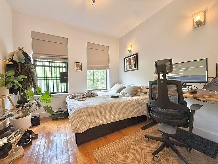 1438 Greene Ave #2R — Photo 5