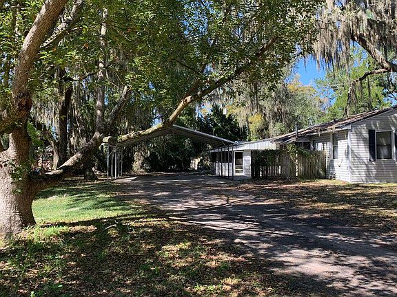 2nd image of 282 SW Montgomery Dr