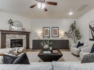18528 Haslemere Ln, Edmond, OK 73012