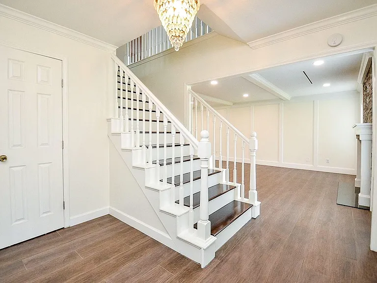 15614 Dawnbrook Dr — Photo 10
