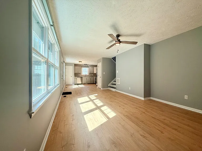 6439 Applewhite Rd — Photo 3
