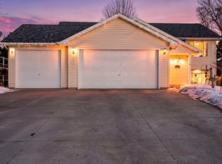 23511 Belmont St, Hampton, MN 55031