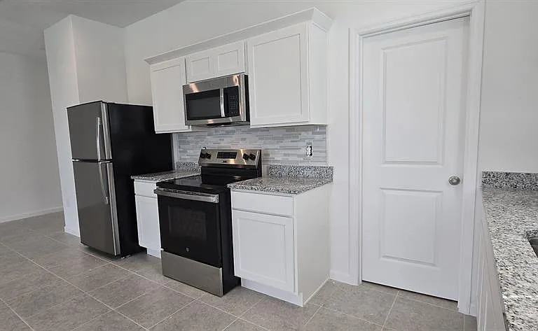 474 Hennepin Loop — Photo 19