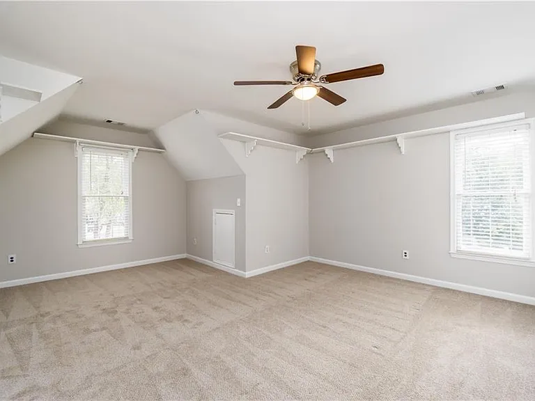 6710 Timber Cove Point — Photo 33