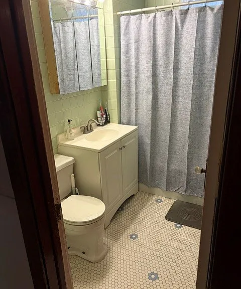 2448 W Gunnison St #1 — Photo 11