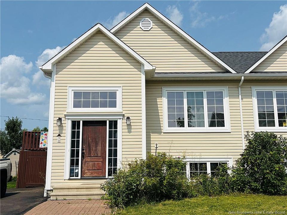 1st image of 50 Ashley Cres