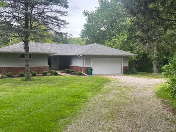 20506 E Brink St, Harvard, IL 60033