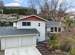 819 Roza Vista Dr, Prosser, WA 99350