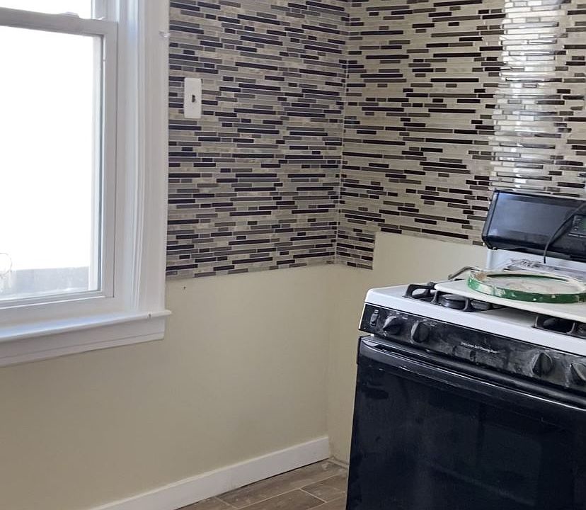 81A7356E-CFE8-44BF-9989-69293C23F055