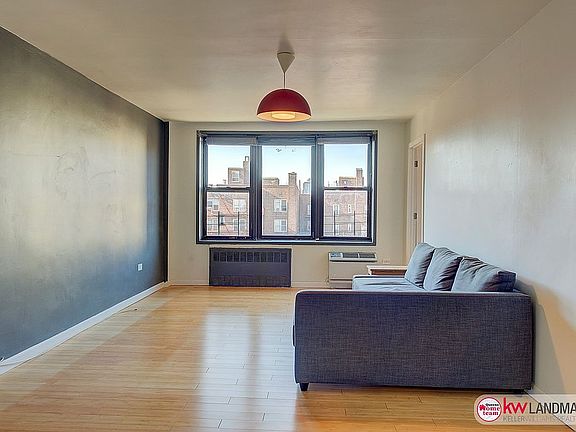 2nd image of 4131 51st St APT 6J