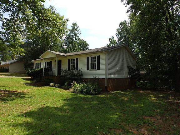 3rd image of 6421 Greenfield Dr