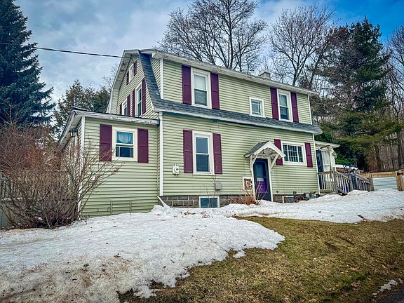 2nd image of 1208 Cook St