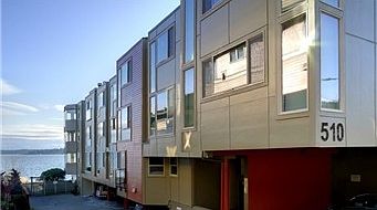 Sunbreaker Condominiums