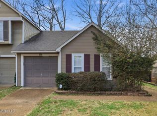 338 Indian Summer Ln, Clinton, MS 39056