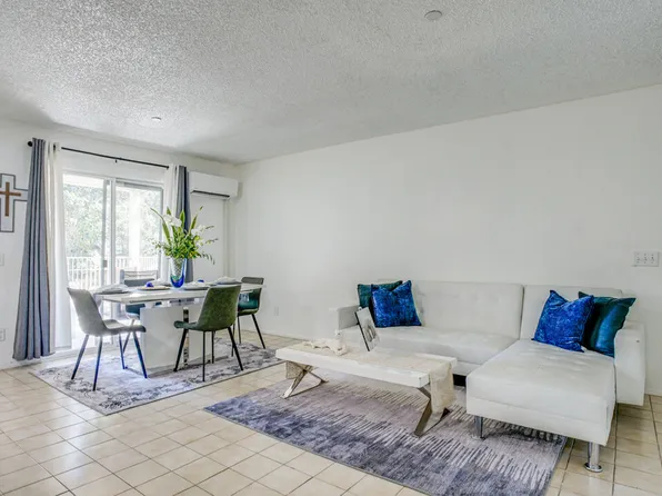 302 E Chestnut Ave #215, Santa Ana, CA 92701