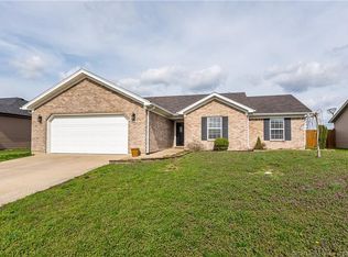 9055 Woodford Dr, Charlestown, IN 47111