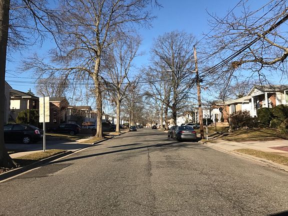 5th image of 800 Imperial Dr