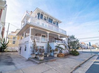 100 S Amherst Ave, Ventnor, NJ 08406