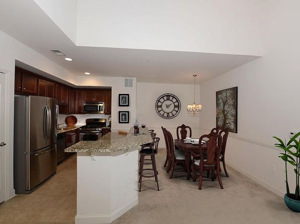 4408 Ramapo Ct #4