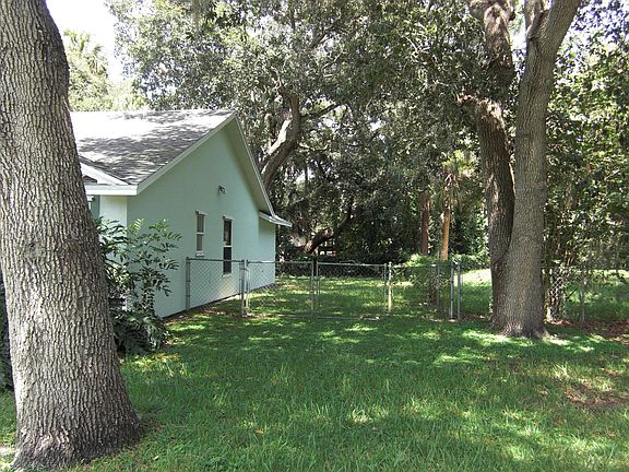 3rd image of 7215 Durban Ave