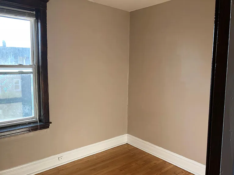 1250 N Rockwell St #3 — Photo 6