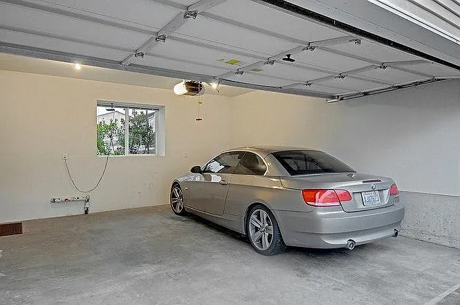 2501 Melvin Ave #B — Photo 3