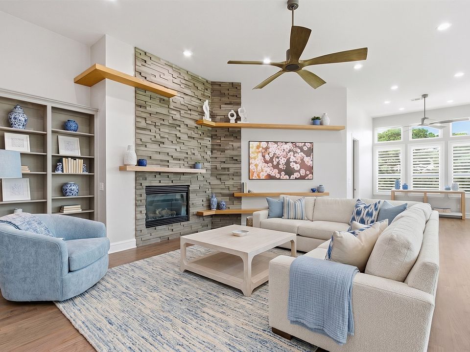 1st image of 3033 Greenhill Dr