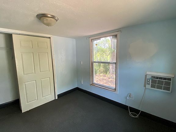 2nd image of 5927 Sussex Dr