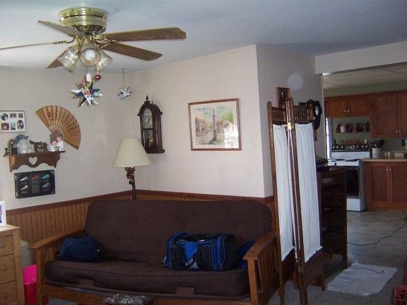 Family Room/3rd Bedroom