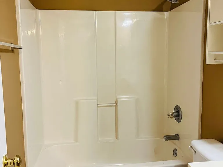 11-17 Jordan Rd — Photo 21