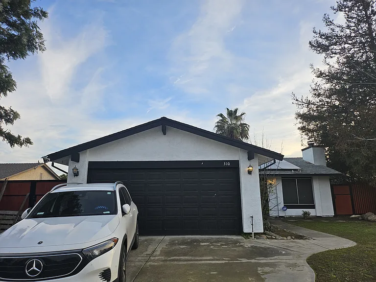 310 Yosemite Dr — Photo 10