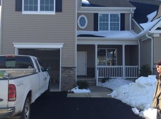 28 Gables Way, Monroe, NJ 08831