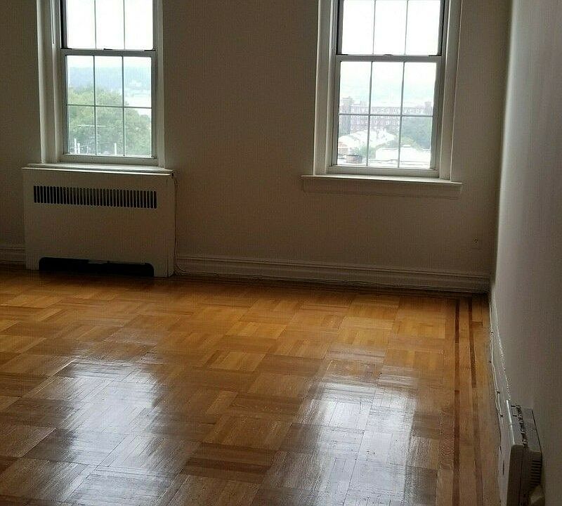 2nd image of 8702 Ridge Blvd #3F