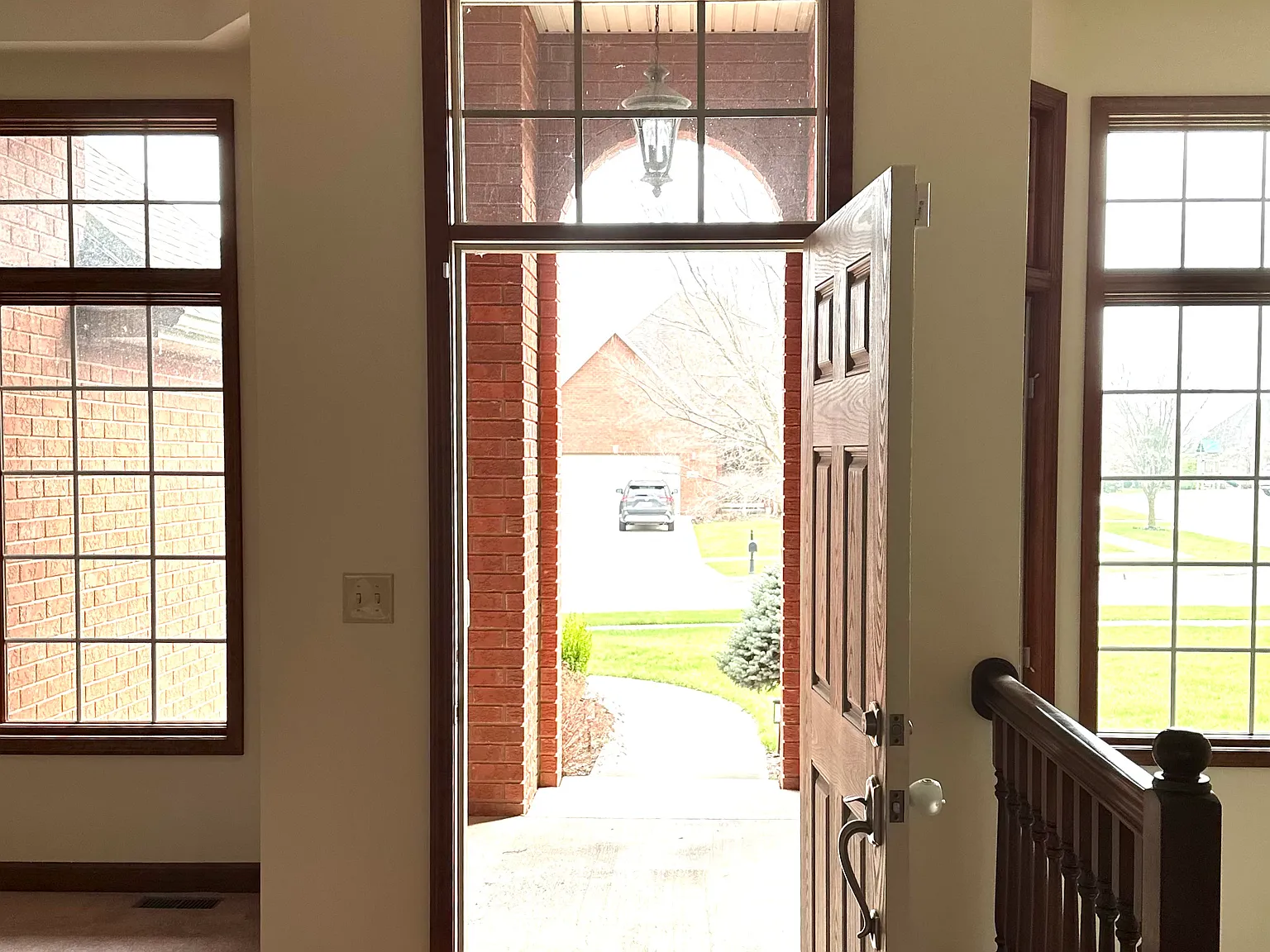 4 bed, 2760 sqft, $2,950 — Photo 3