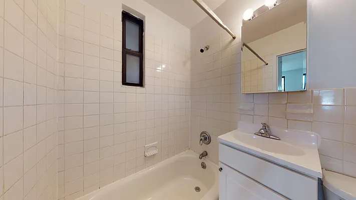 Rented by Bond New York | media 11