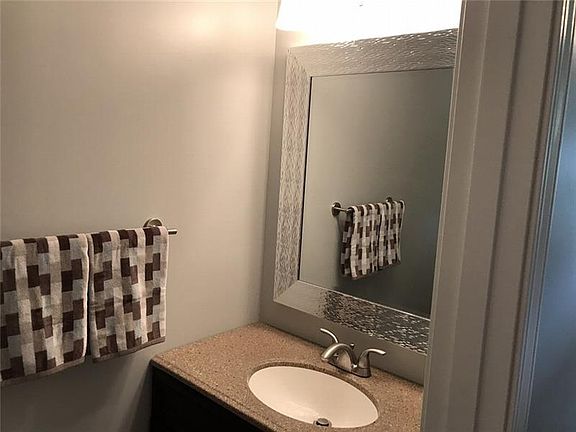 4th image of 108 Lingay Dr