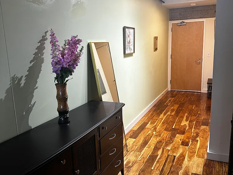 1926 W Burnside St #306 — Photo 8