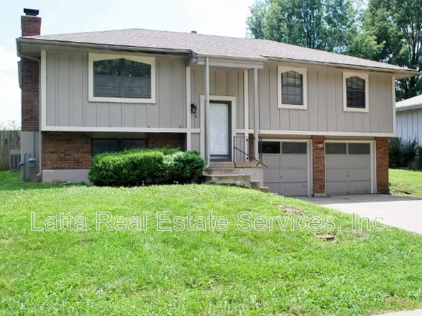 2916 SW Jackson St, Blue Springs, MO 64015
