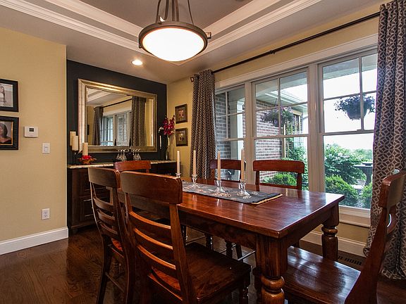 5th image of 9378 Royal Wood Dr