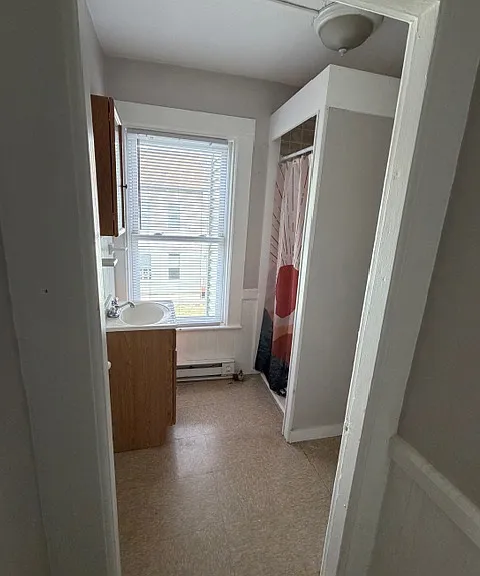 1099 Park St #3 — Photo 3