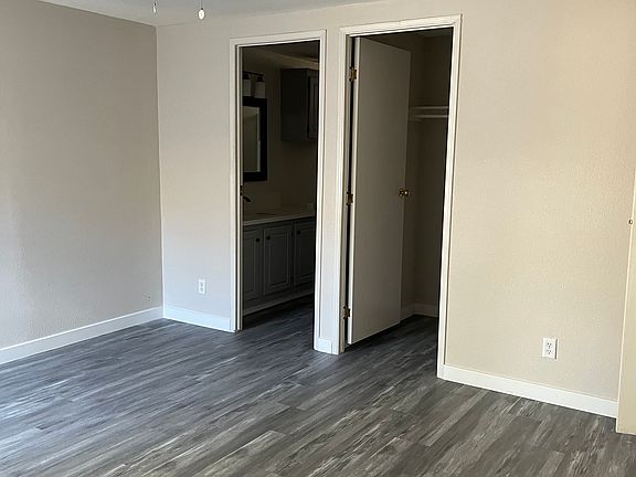 4th image of 368 Gean St