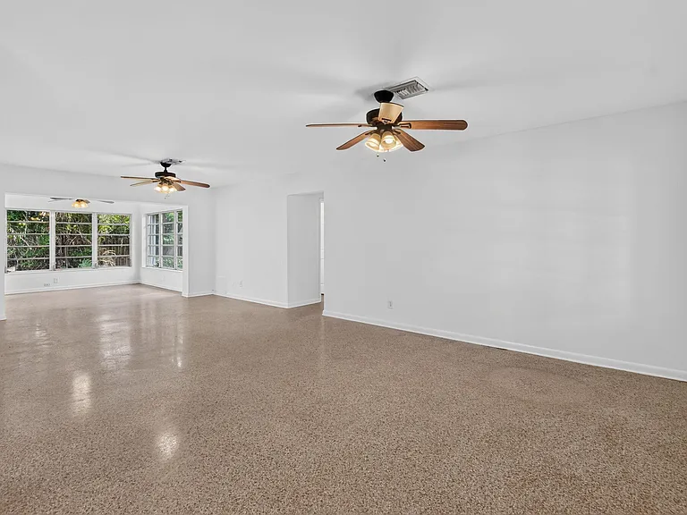 3398 NE 5th Ave — Photo 12