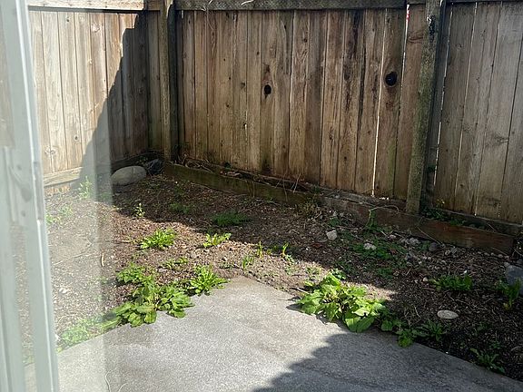 5th image of 1609 & 1633 Foster Ave W #9B