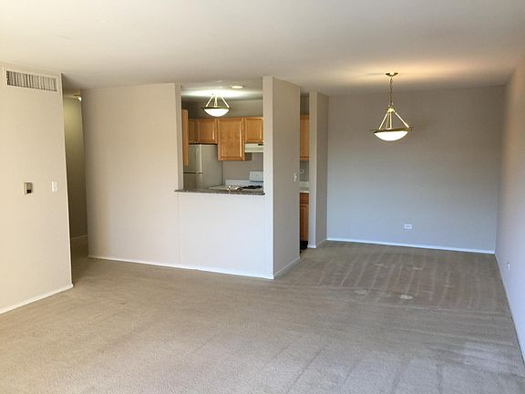 4th image of 1980 Prairie Sq #316