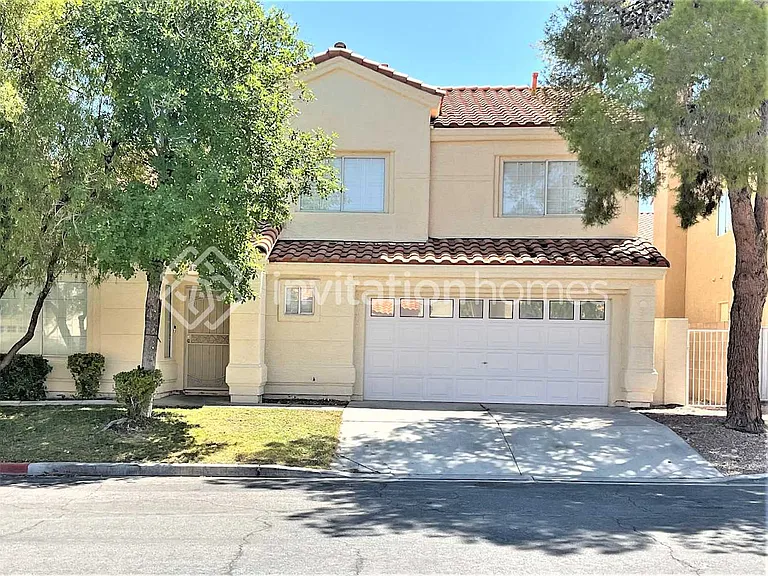 2016 Canyon Breeze Dr — Photo 1