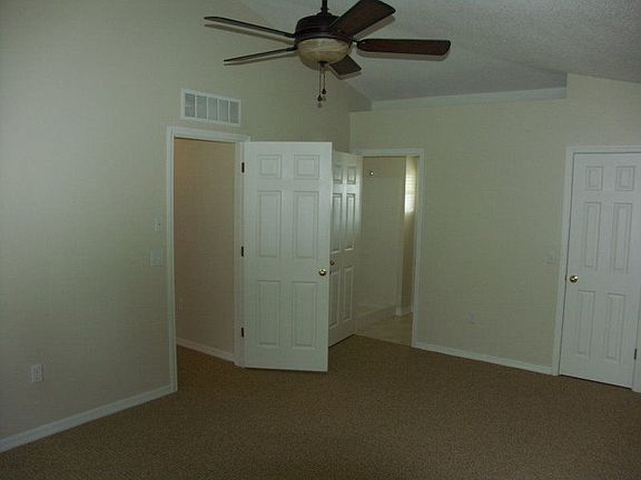 5th image of 3689 Wellington Pl