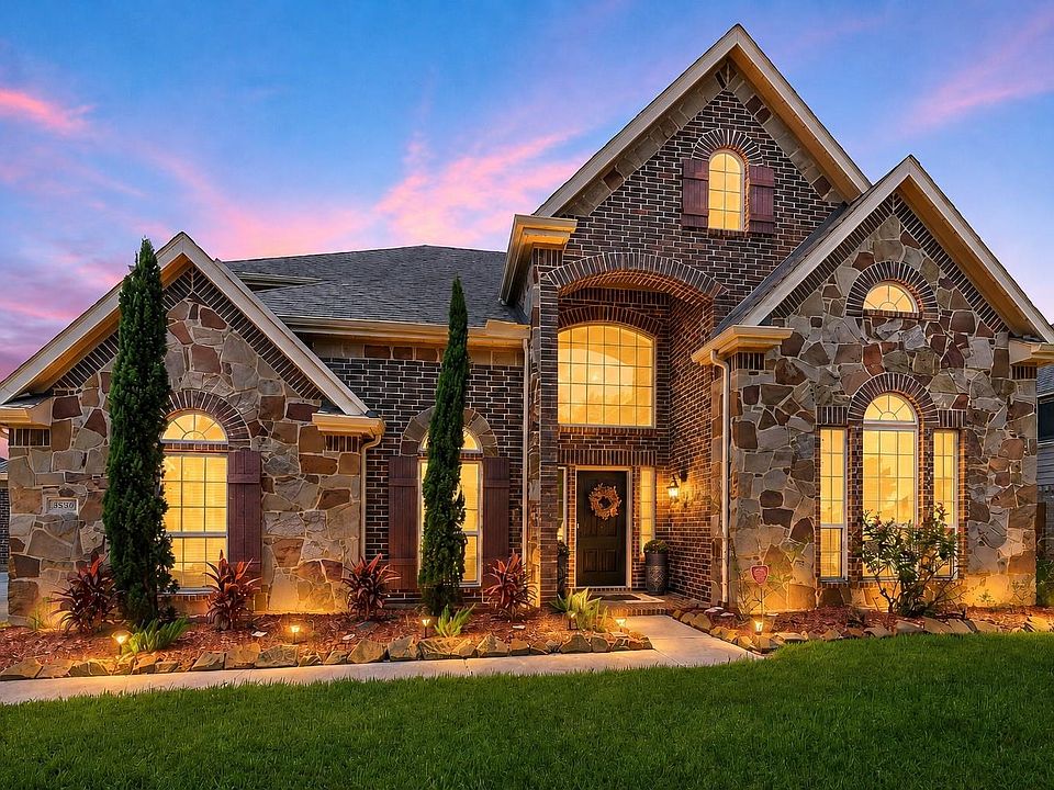 1st image of 3830 Cypress Point Dr