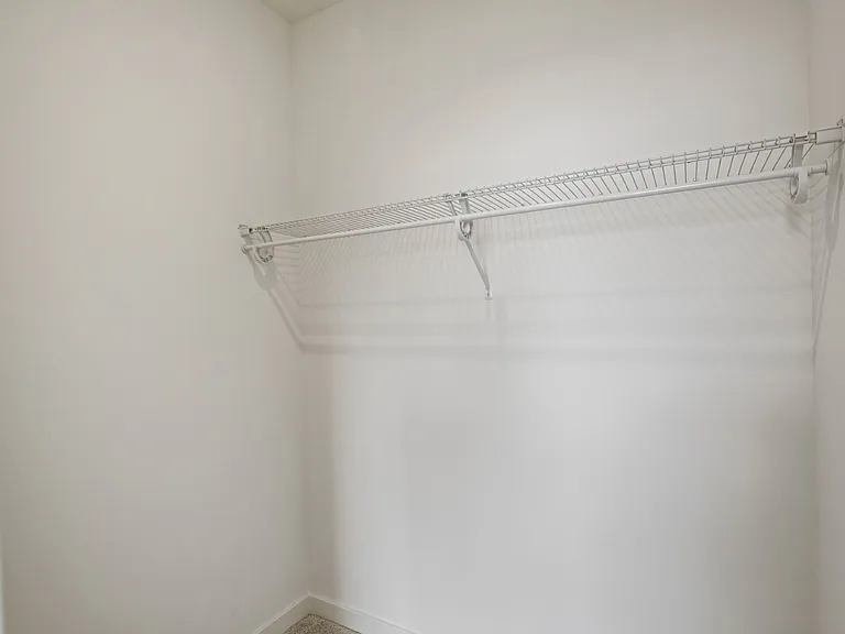 Emerson Flats — Photo 24