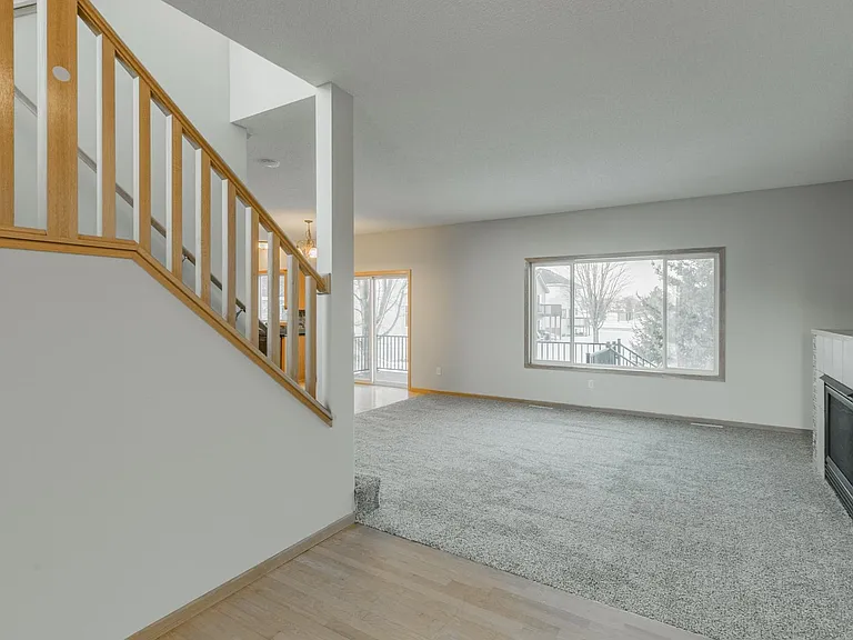 1760 Wyndam Dr — Photo 26
