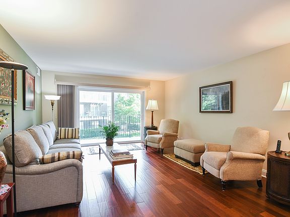 2nd image of 9529 Bronx Ave APT 214